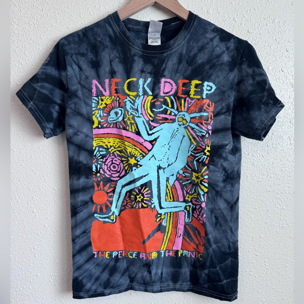 Neck Deep Band Merch Tshirt The Peace And The Panic Size Small